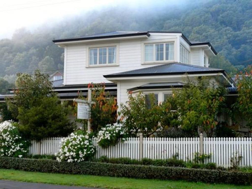 Kippilaw House Bed & Breakfast Picton Exterior photo